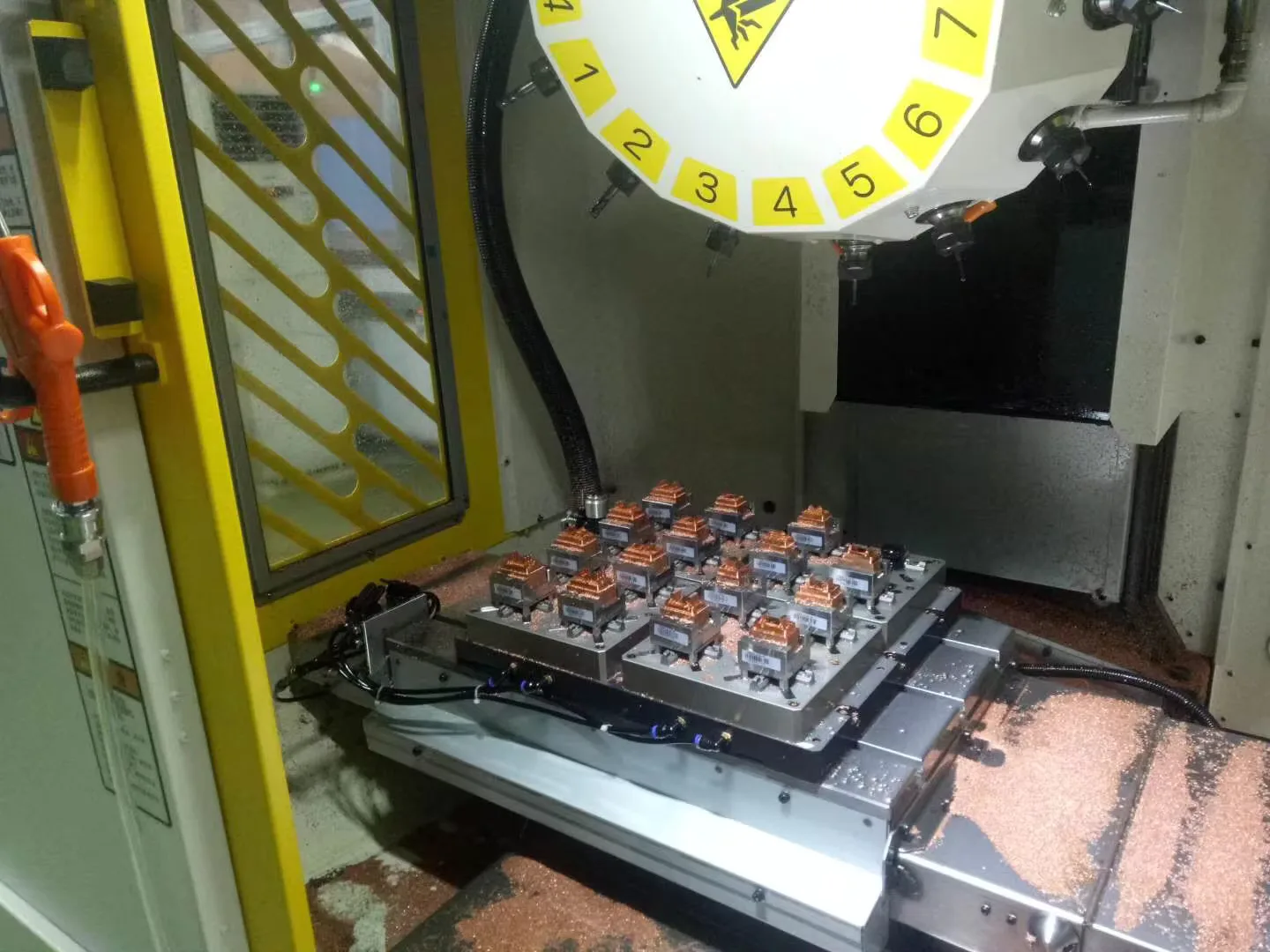 TEBAK Accuracy 0.002mm CNC Machining Steel ITS Pneumatic Chuck with Base Plate HE-C06416 view 5