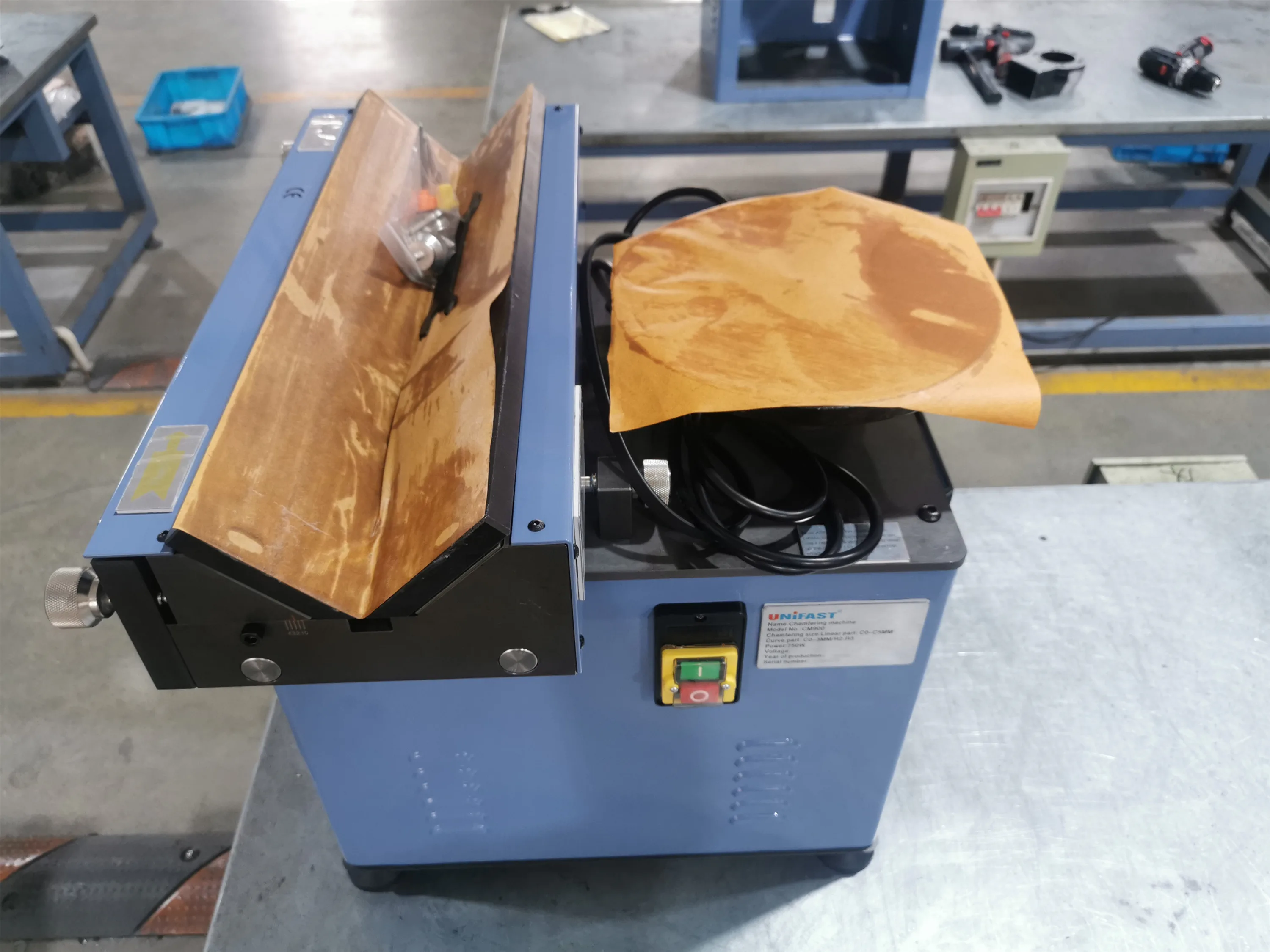 TEBAK D900DG Electric Chamfering Machine Metal Edge Finishing and Deburring Tool view 6