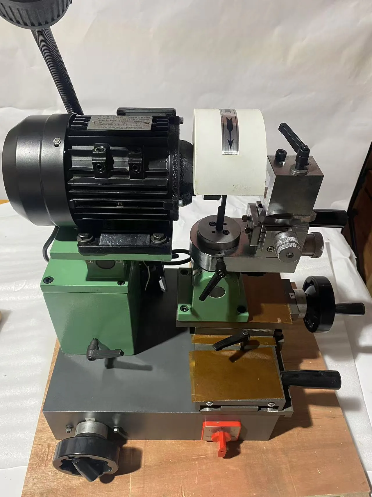 TEBAK High Precision TX M3 Lathe Tool Grinder Insert Cutter Cross Roller Guide Rail New Condition China Supplier TXZZ Motor Core view 5