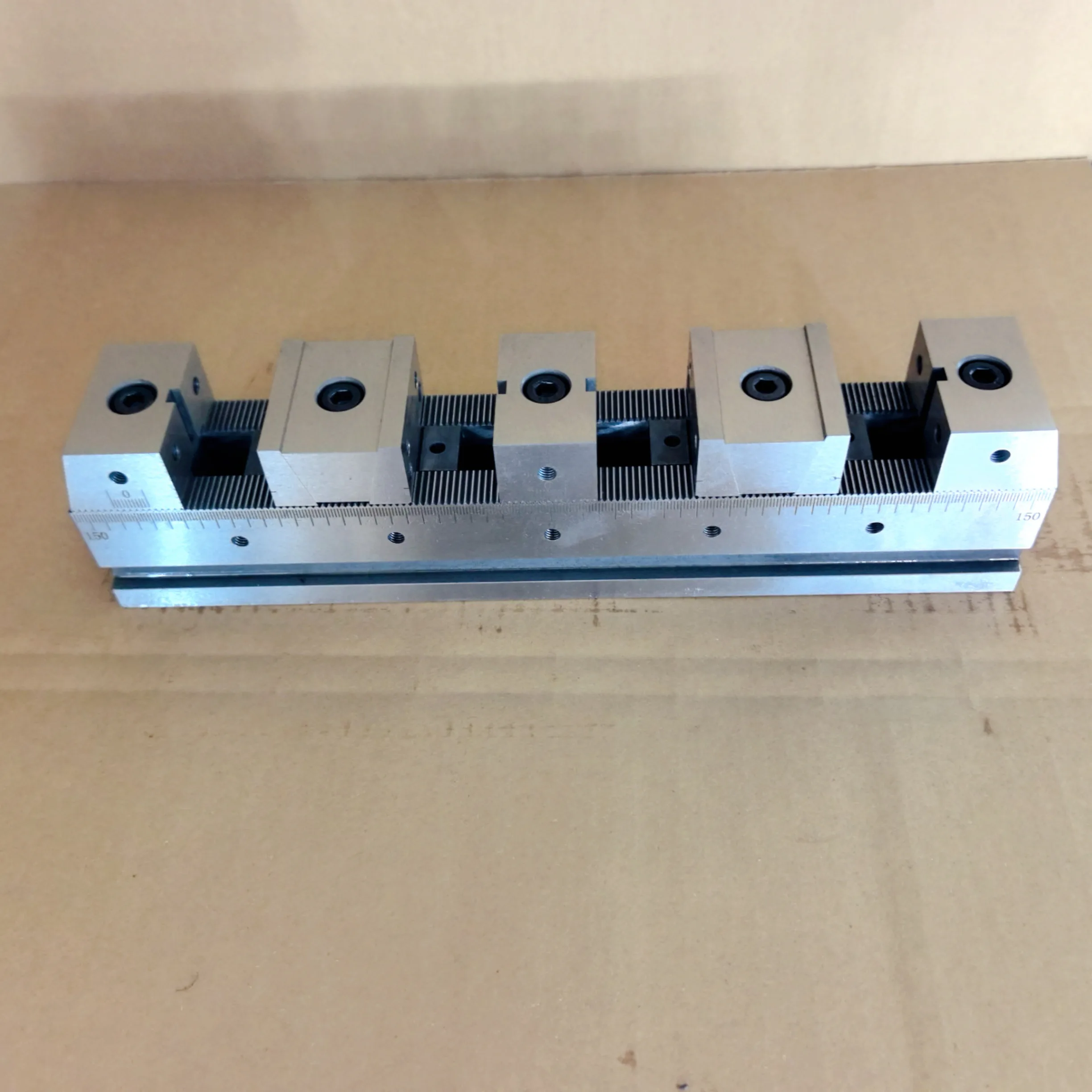 TEBAK and Multi-flex Vise with Double Clamping Jaws MD-50x300 MD-75x400 view 6
