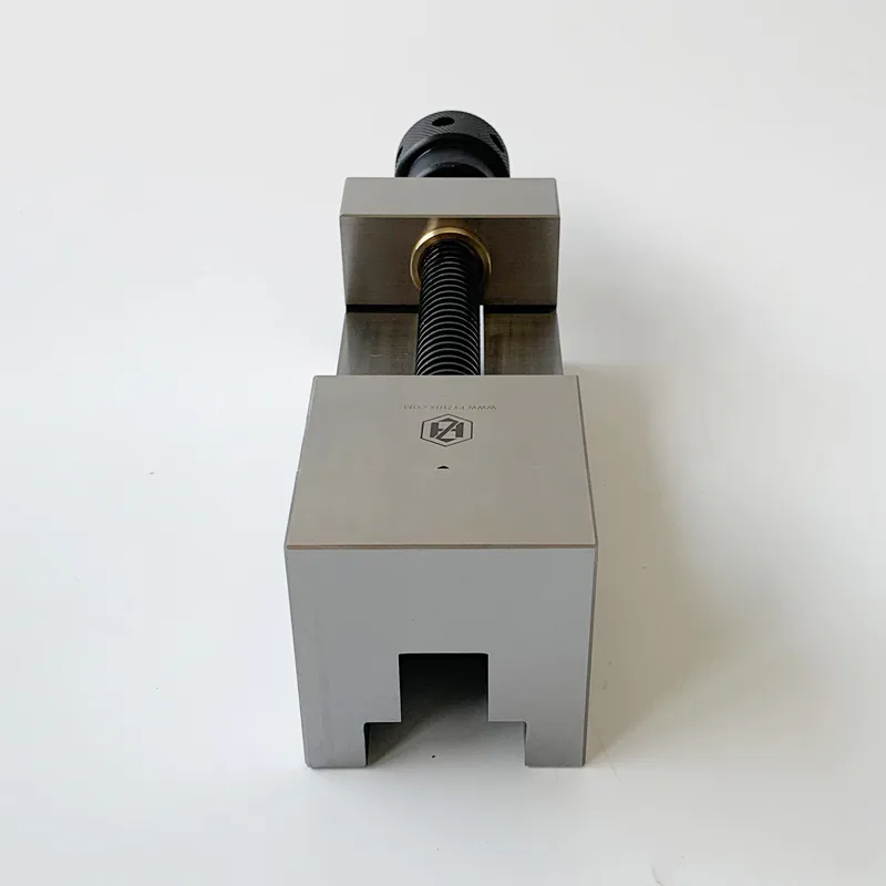 TEBAK QGG73 CNC Machine Tool High Repeatability Exceptional Accuracy QGG100 Precision Tool Vises Parallelism 0.005mm view 6