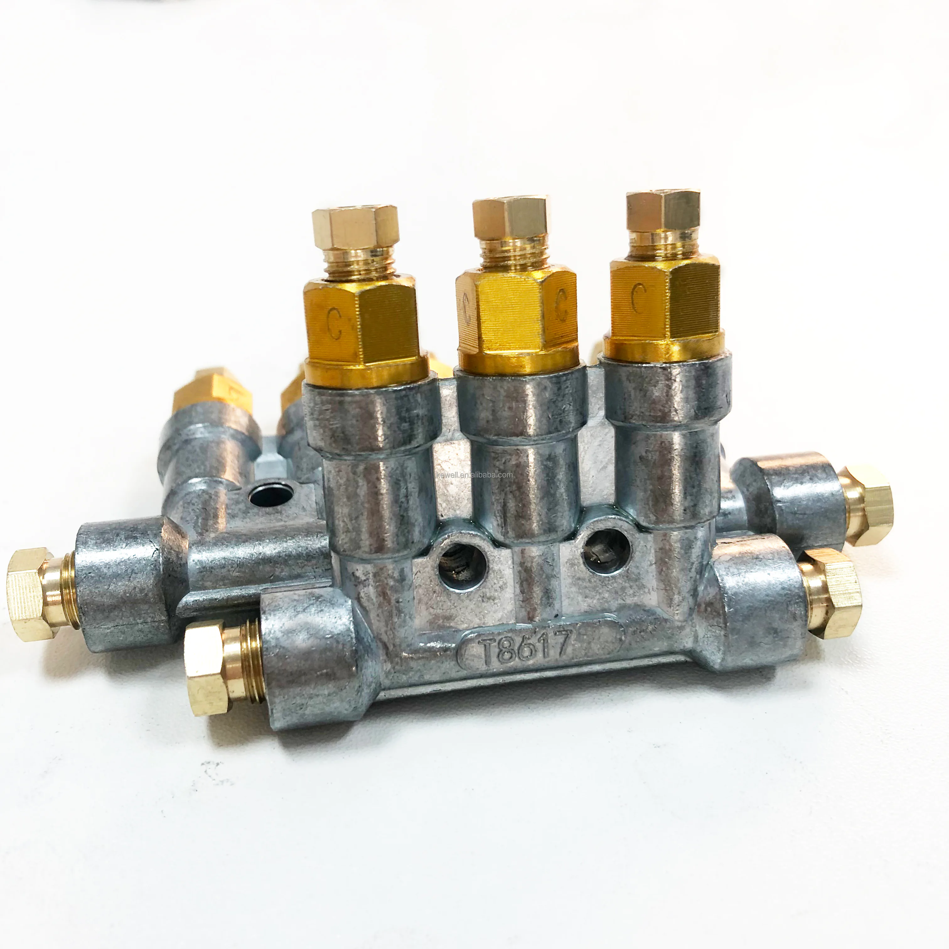 TEBAK T8617C 0.1ml/Stroke Lube Piston Oil Distributor Separator Valve Engine Oil Distributor for Lubrication System Cnc Machine Centre